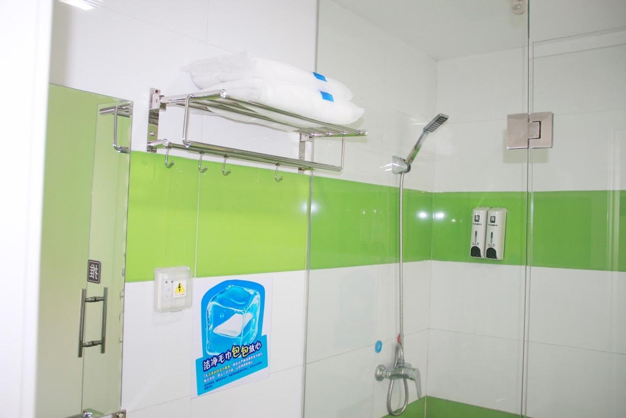 7Days Inn Zhongshan Li He Square Zewnętrze zdjęcie